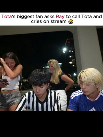 Tota's biggest fan asks Ray to call Tota and cries on stream 😭#rayasianboy #tota @rayasianboy @tota_ofc