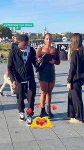 184K views · 10K reactions | J’ai failli rater le bisous  藍on continue de s’abonner sur mon compte Tiktok https://www.tiktok.com/@tiakoo.bdx?_t=ZN-905TlN6XrAU&_r=1 | Tiakoo Bdx | Facebook