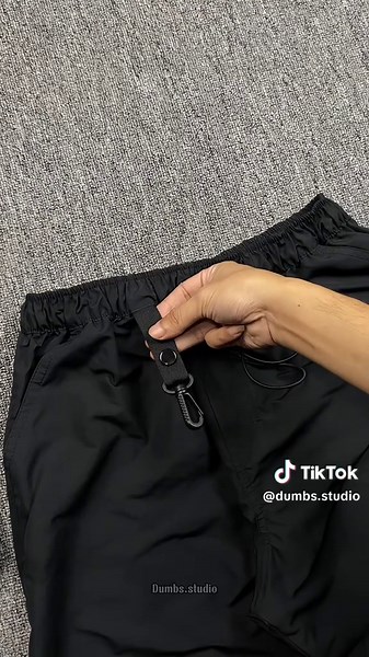 Rekomendasi celana trackpants parasut 🔥 #trackpants #celanaparasut #celanapria #celanamurah #ramadanekstraseru