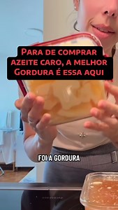 Você sabia que a melhor gordura para cozinhar não vem de plantas, e sim da vaca? 🥩🔥 A gordura bovina tem o perfil nutricional mais seguro e mais estável que existe: ✔ Não oxida e não libera toxinas como os óleos vegetais ✔ É rica em vitaminas A, D, E e K2 ✔ Tem CLA e ácido esteárico — anti-inflamatórios naturais ✔ Dá energia limpa, saciedade e reduz compulsão ✔ É a gordura que nossa espécie evoluiu consumindo Se você quer menos inflamação, mais saúde e um corpo funcionando de verdade, comece t