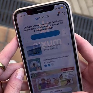 🎉 Hol dir die Pixum App und verschicke 3 GRATIS Foto-Postkarten! Mach deine Reiseerlebnisse zu unvergesslichen Momenten. Einfach downloaden, Fotos auswählen, anpassen und ab die Post! 🌍💌 | Pixum