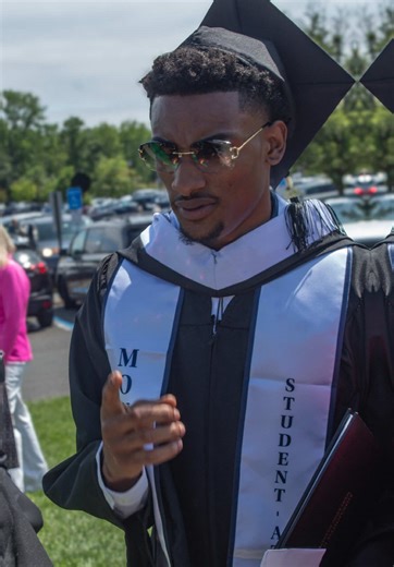 Four years later you made it happen son ❤️🙌🏽 #proudmom #myeverything❤️myworld❤️ #youdiditson #graduation 2025