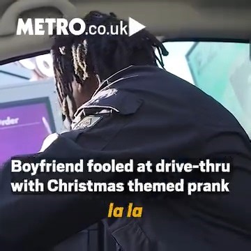 We'll take one 'Fa-la-la-la-la-la-la-latte' please ☕️ | Metro