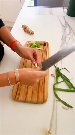 Let's make a delicious Chinese-style Chicken & Corn Soup in the Thermomix so you never need to order takeout again 🙌 | Love My Thermie