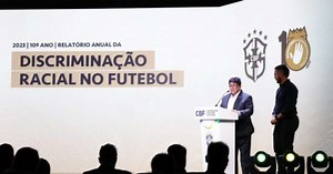 Relatório aponta aumento de casos racismo no futebol brasileiro em 2023