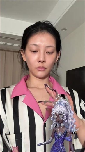 Unveiling the Enigma: Black Pearls in the Fifth Personality's Insight