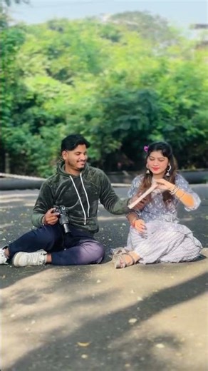 Girl poses for photo shoot random #girl #photoshoot #poses#trending