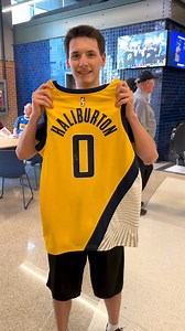 1.9M views · 2.5K reactions | Fans had a chance to roll to win their choice of an autographed jersey or $100 Kroger gift card before our Fan Appreciation Game presented by Kroger yesterday  | Indiana Pacers | Facebook