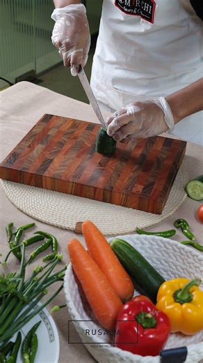 Where precision meets craftsmanship. Luxury you can feel in every cut. Crafted to perform. Designed to impress. A cut above the ordinary. Handcrafted boards, made for perfect cuts— strong grain, smooth cuts, timeless design. Built from premium wood, perfected by hand. Every slice tells a story of craftsmanship. Elevate your everyday cutting. Crafted with care, trusted by chefs. — Rusana Wood Art Project 🚚 Cash on Delivery available all over Bangladesh! #woodwork #KitchenEssentialsBD #edgegrainc