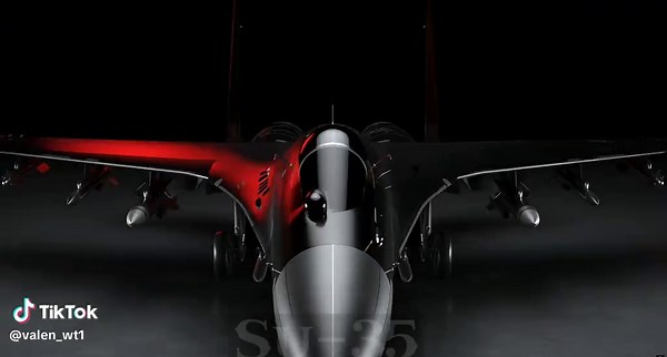 Exploring the Features of the Su-35 Fighter Jet