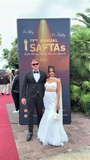Red carpet date night 💍🏆💅🏽 @Jonesy 🎶