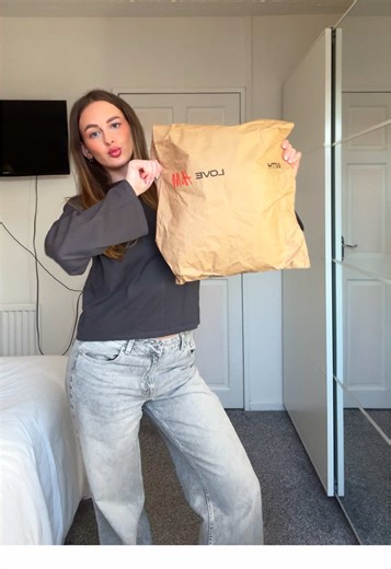 This blazer was £12!!! @H&M #hm #haul