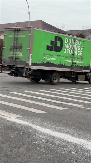 FDNY Responds to Manhole Fire in Brooklyn