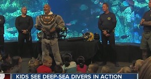U.S. Navy Divers teach kids about the sea