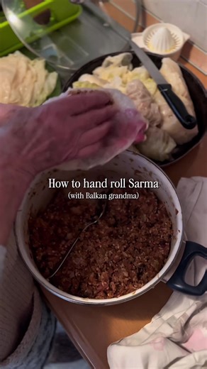 How to Roll Sarma: Quick and Easy Tutorial
