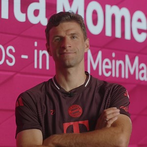 Thomas, Mathys und Sven wissen Bescheid! 😉 Downloade dir jetzt die MeinMagenta-App und entdecke tolle Vorteile bei Magenta Moments – zum Beispiel die Möglichkeit, VIP-Tickets für Heimspiele des FC Bayern zu gewinnen! 🙌🍀 Alle Infos dazu in der MeinMagenta App: https://t.de/magenta-app-fcb-sport | MAGENTA SPORT