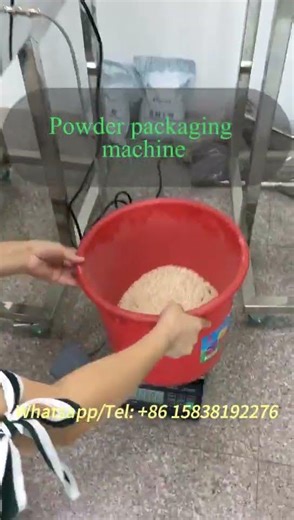 Packaging machine for powder quantitative packaging