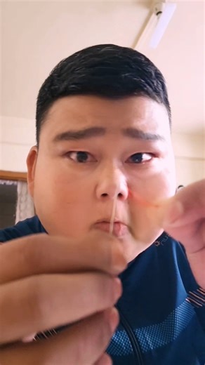 How to easily put thread into needle 🪡