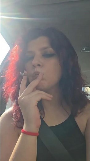 Girl's Smoking Viral💔😭🚭🔞#smoker #smokingcigars #cigarette #girl #shorts #trending #song #সিগারেট