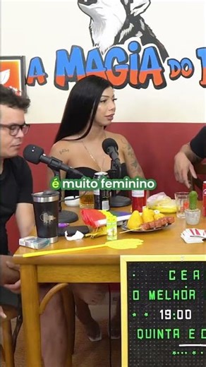 Mulher Trans: Cirurgias, Feminilidade e Aceitação Chocante! #shorts
