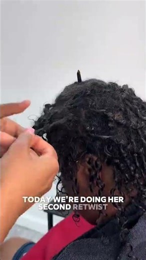 Loc extensions / reattachment (original installation not by me) Follow for more content 💕 #locs
