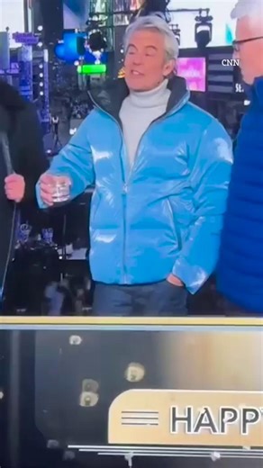 13K views · 17 reactions | Andy Cohen rips outgoing NYC mayor in drunken rant during NYE countdown | The US Sun - News | Facebook