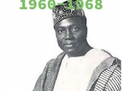 Historical Attire Showcase: A Visual Journey Through Time