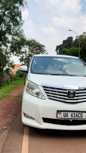 2012 Toyota Alphard Review: Comfort and Performance