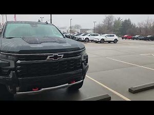 2025 Silverado 1500 ZR2 Crew Cab Cypress Gray