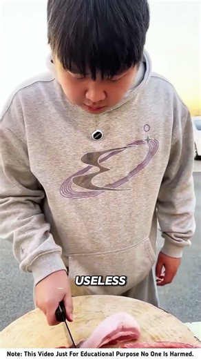 This Knife Looks Sharp But It’s a Total Scam 😱