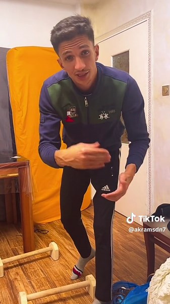 Handstand Fails Compilation: Hilarious Calisthenics Mishaps