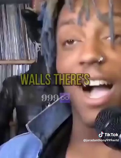 Juice Wrld - Up Up and Away (Official Audio)