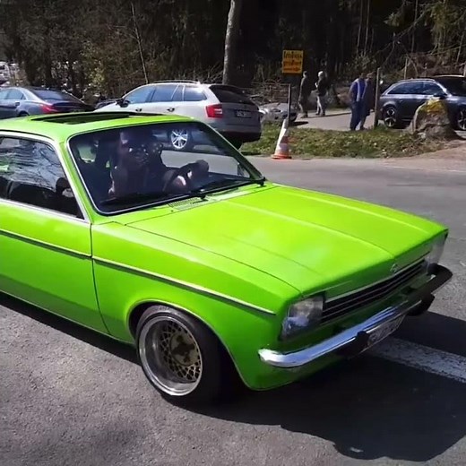 Opel Kadett C Coupe mit 2.5L CIH Schmiedemotor, Einzeldrossel Einspritzung / turbo-technik-thiele.de