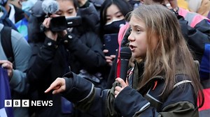 COP26: Thunberg tells Glasgow protest politicians are pretending