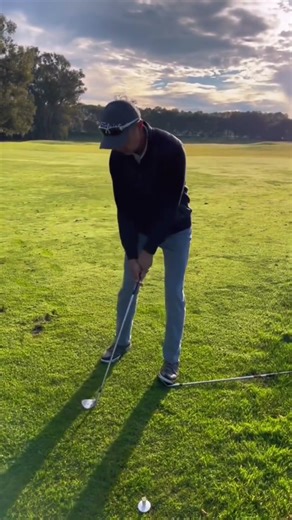 Here’s the difference between loading the lead side vs loading the trail side during your short game