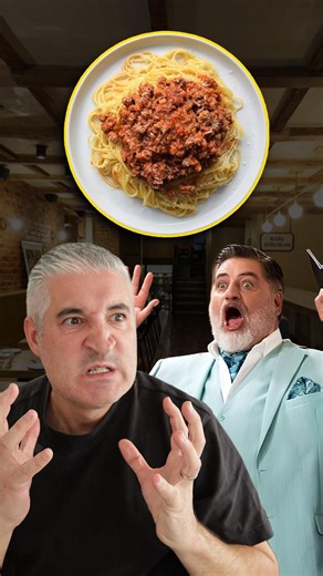 ITALIAN FOOD RECIPES 🇮🇹🍝🎥 | A MasterChef judge made THIS “secret” bolognese… but amici, is it really Italian? 🇮🇹🍝 As an Italian chef, I had to react, and let’s just... | Instagram