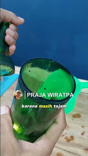 Cara membuat gelas minum dengan botol kaca bekas dengan memotong #gelaskaca #botolkaca #daurulang
