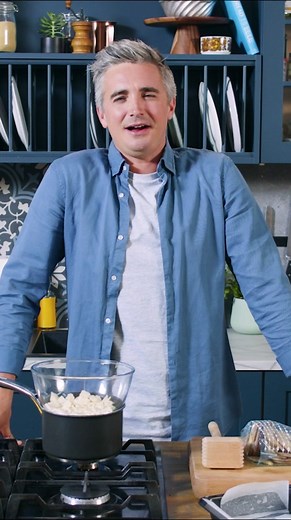 Delicious No-Bake Raspberry Cheesecake Bars Recipe