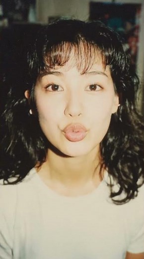 【80年代のキス😘】当時は、撮影機材が少なかったので、キス顔画像・動画は、レア😚 #キス顔 #80年代のキス #kiss80s