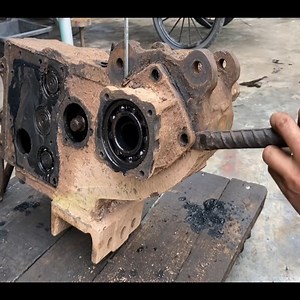 280K views · 4.4K reactions | Restoration_old_tractor_transmission_Restore_and_repair_old_and | Rire avec | Facebook