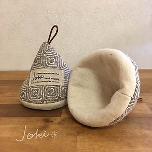 お好みの布やハギレで。おしゃれな三角・四角型もおすすめ「鍋つかみ・ミトン」作り方 | キナリノ