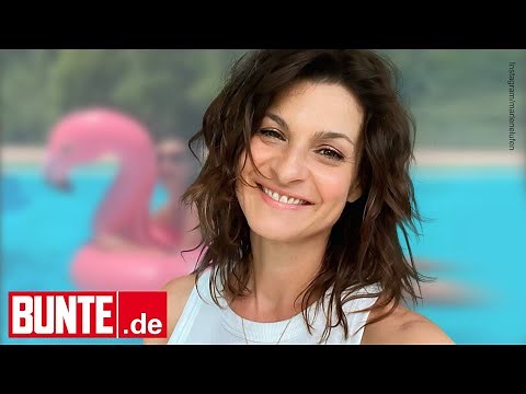Marlene Lufen - XXL-Flamingo im Pool – doch wir haben nur Augen für die Badenixe