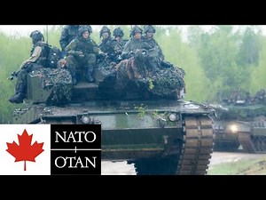 Canadian Army, NATO. Leopard 2A4 tanks and soldiers during combat exercises.