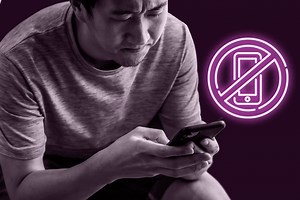 I Sensed Something Wrong, so I Read My Girlfriend’s Messages. I’m Devastated by What I Found.