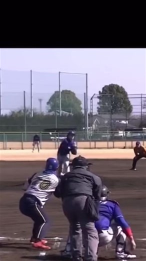 ストップ練習の中でもこういった試合でのケースの対策する練習しないとこの動画みたいに少し逸れてしまう。コンマ何秒の世界ではそういった練習を反復練習しないといけないと思います！#野球 #キャッチャー #スローイング #社会人軟式野球企業チーム #社会人軟式野球企業チーム #おすすめにのりたい #フォローお願いします