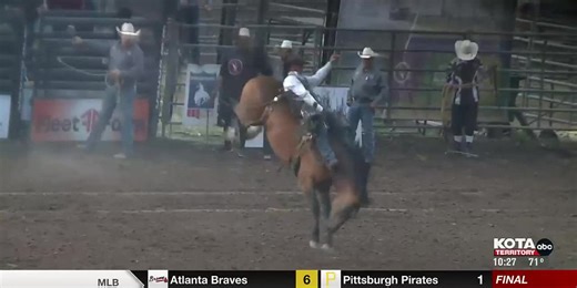 South Dakota cowboys shine at Range Days Rodeo