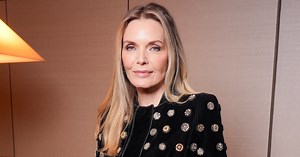 Michelle Pfeiffer, 67, Poses for Unfiltered Selfie Without a Stitch of Makeup