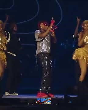 Innoss’B performing his song Maboko Milayi ft Awilo Longomba Live