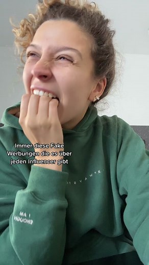 Strumpfhosen-Werbung für 5 Anbieter