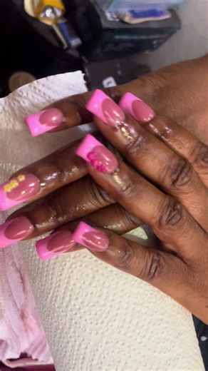 Dicta’s beauty and style hub (@official_dicta.b)’s videos with original sound - GrooveBabyTV